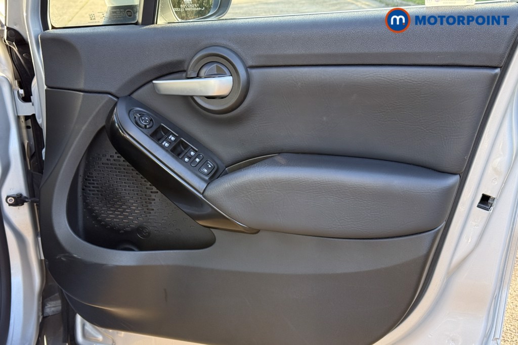Fiat 500X 120Th Anniversary Manual Petrol SUV - Stock Number (1604403) - 9th supplementary image