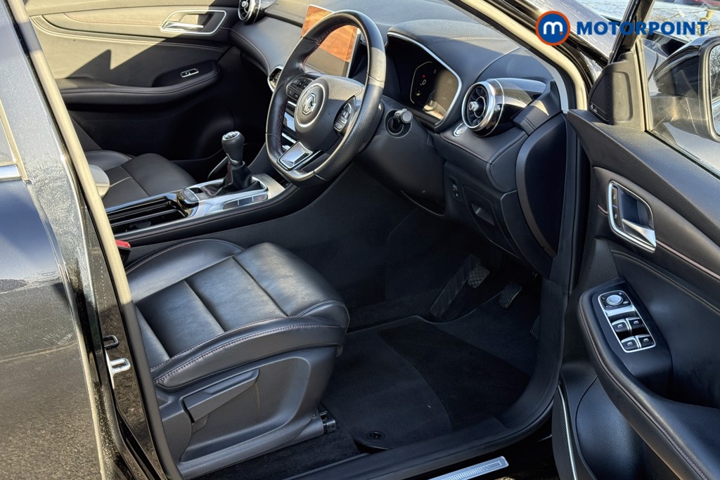 Mg Motor Uk HS Excite Manual Petrol SUV - Stock Number (1604579) - 1st supplementary image