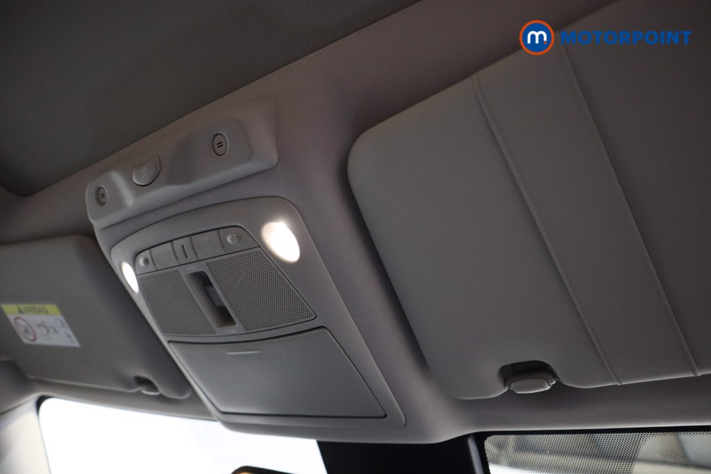 Nissan X-Trail Tekna Manual Diesel SUV - Stock Number (1604593) - 8th supplementary image