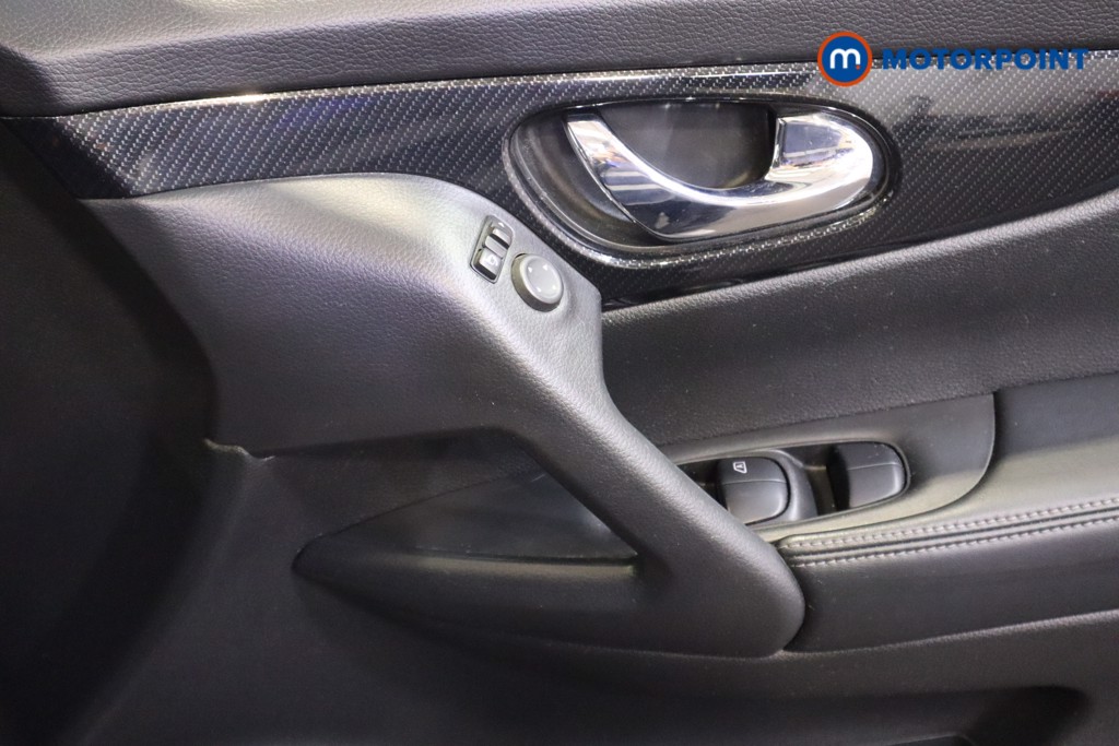 Nissan X-Trail Tekna Manual Diesel SUV - Stock Number (1604593) - 10th supplementary image