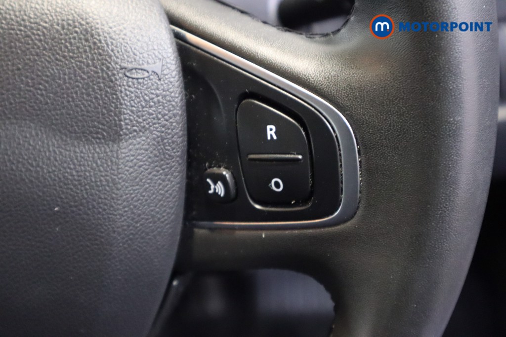 Renault Clio Dynamique Nav Manual Petrol Hatchback - Stock Number (1604640) - 13th supplementary image