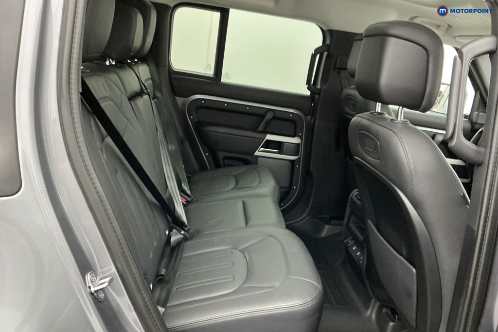 Land Rover Defender HSE Automatic Diesel SUV - Stock Number (1604864) - 5th supplementary image