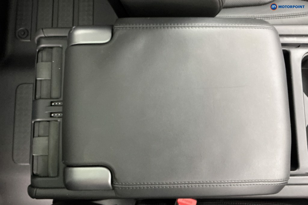 Land Rover Defender HSE Automatic Diesel SUV - Stock Number (1604864) - 17th supplementary image