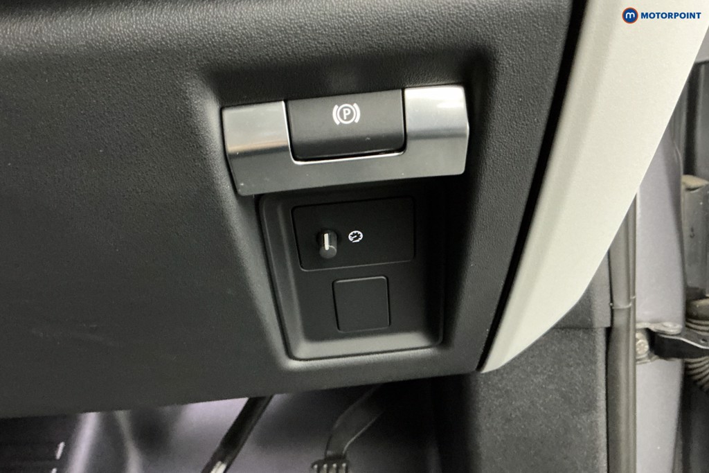 Land Rover Defender HSE Automatic Diesel SUV - Stock Number (1604864) - 26th supplementary image