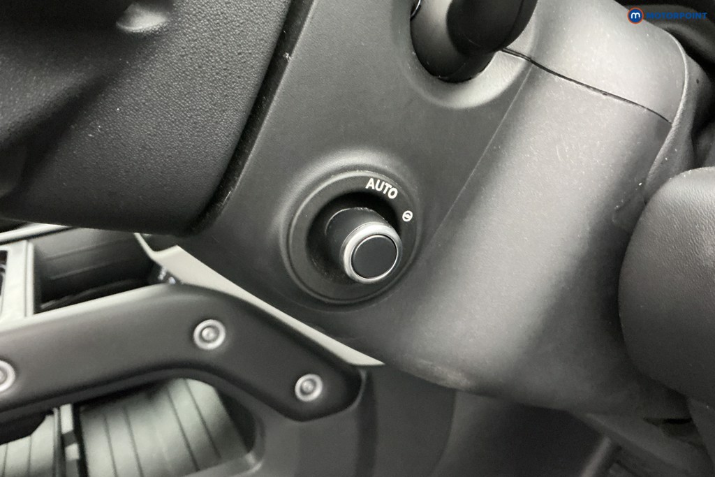 Land Rover Defender HSE Automatic Diesel SUV - Stock Number (1604864) - 27th supplementary image