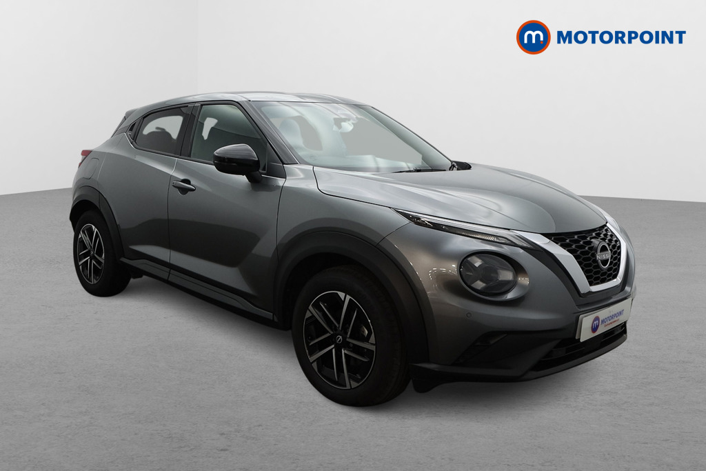 Nissan Juke N-Connecta Manual Petrol SUV - Stock Number (1553964) - Drivers side front corner
