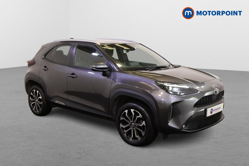 Toyota Yaris Cross Design Automatic Petrol-Electric Hybrid Estate - Stock Number (1578262) - Drivers side front corner