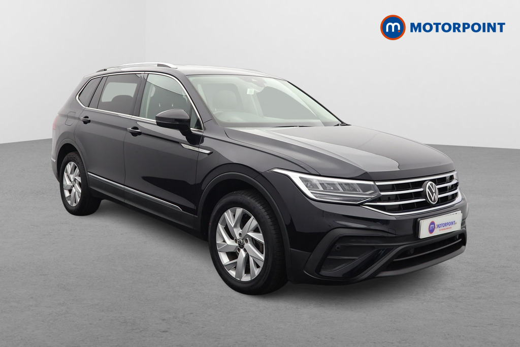 Volkswagen Tiguan Allspace Life Automatic Petrol SUV - Stock Number (1581642) - Drivers side front corner