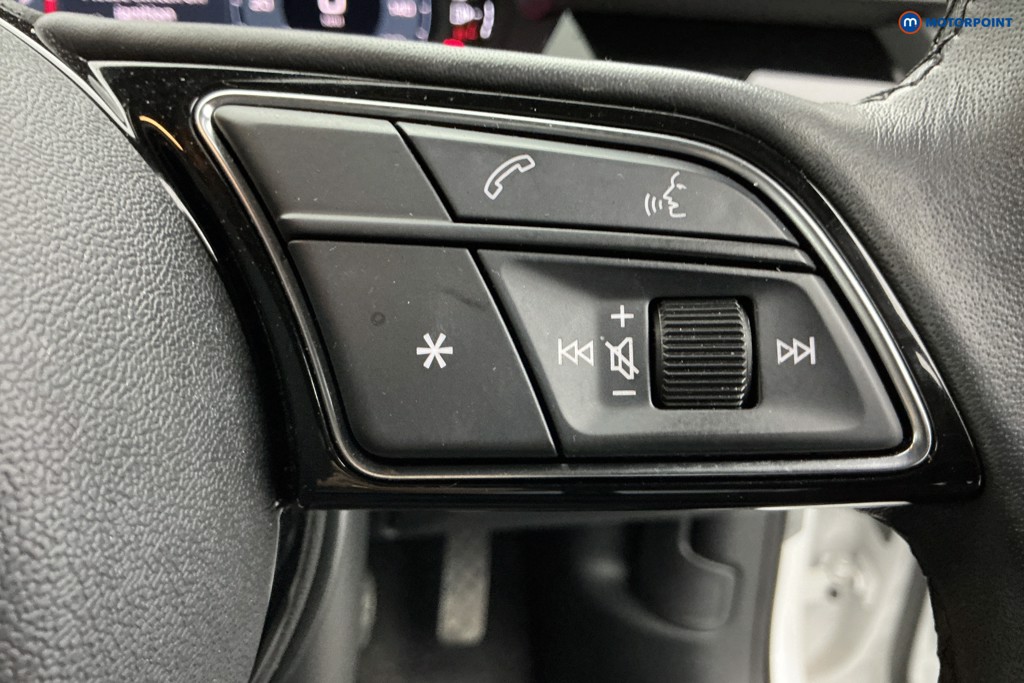 Audi A3 Technik Manual Petrol Hatchback - Stock Number (1581786) - 21st supplementary image