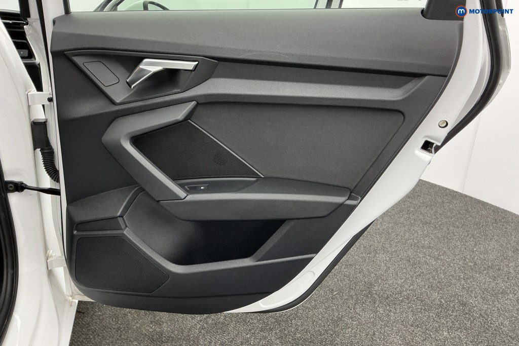 Audi A3 Technik Manual Petrol Hatchback - Stock Number (1581786) - 26th supplementary image