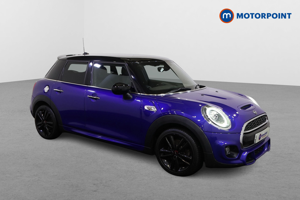 Mini Hatchback Cooper S Sport Automatic Petrol Hatchback - Stock Number (1585109) - Drivers side front corner