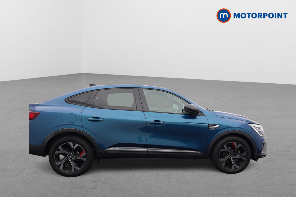 Renault Arkana R.S. Line Automatic Petrol-Electric Hybrid SUV - Stock Number (1586041) - Drivers side front corner