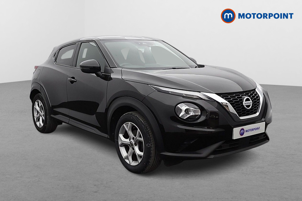 Nissan Juke N-Connecta Manual Petrol SUV - Stock Number (1589406) - Drivers side front corner
