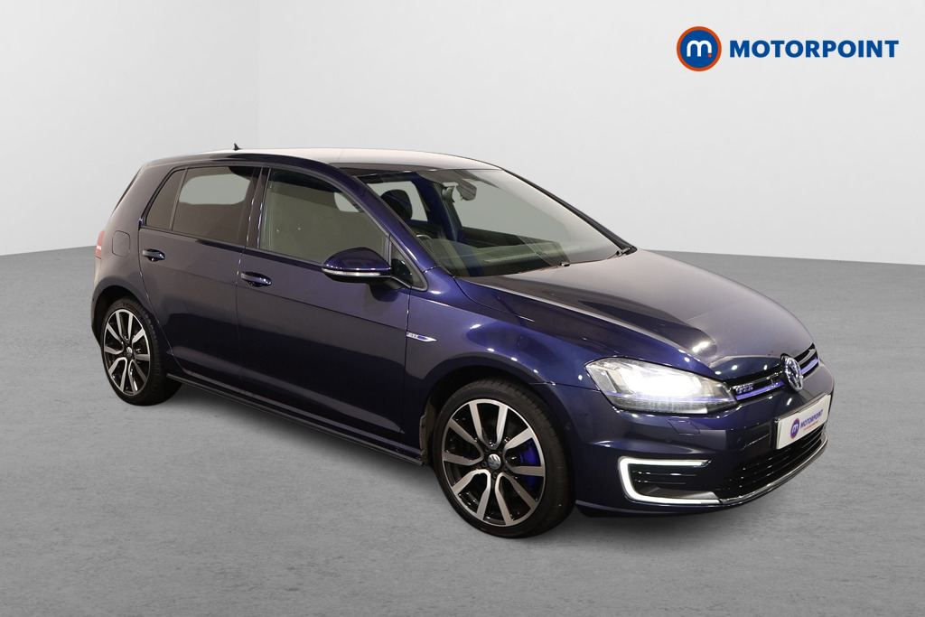 Volkswagen Golf GTE Automatic Petrol Plug-In Hybrid Hatchback - Stock Number (1589928) - Drivers side front corner