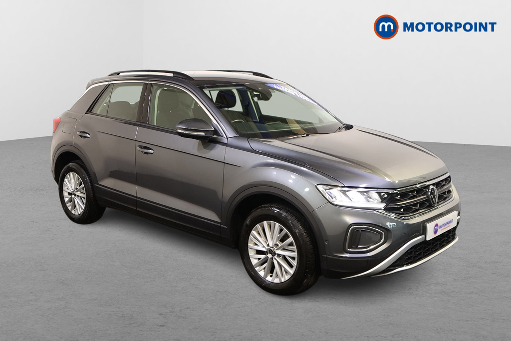 Volkswagen T-Roc Life Manual Petrol SUV - Stock Number (1595150) - Drivers side front corner