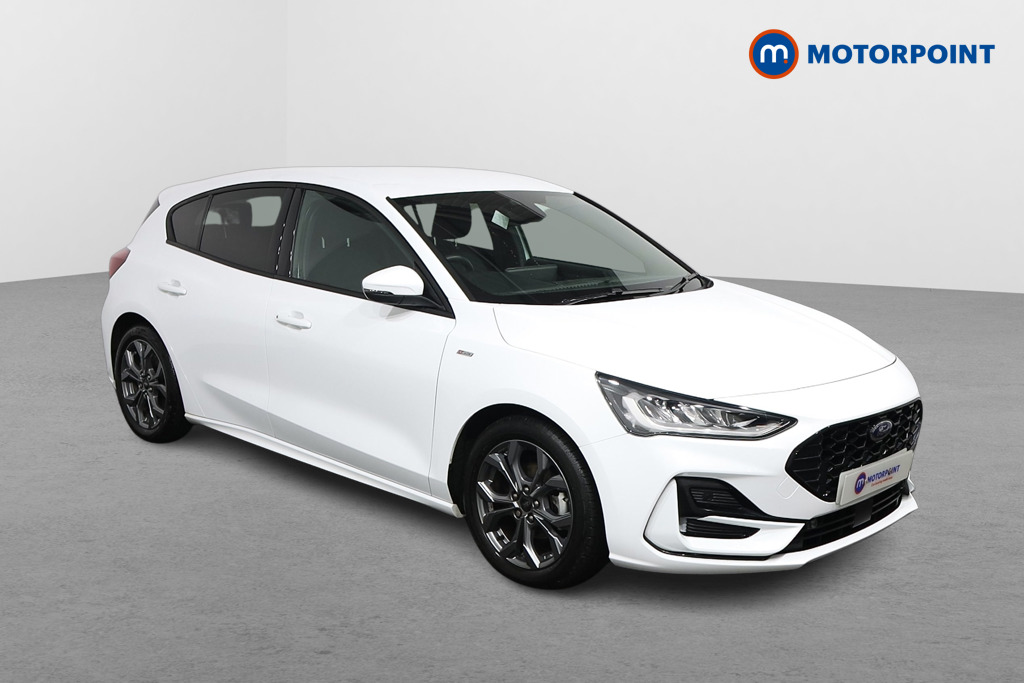Ford Focus St-Line Manual Petrol Hatchback - Stock Number (1596379) - Drivers side front corner