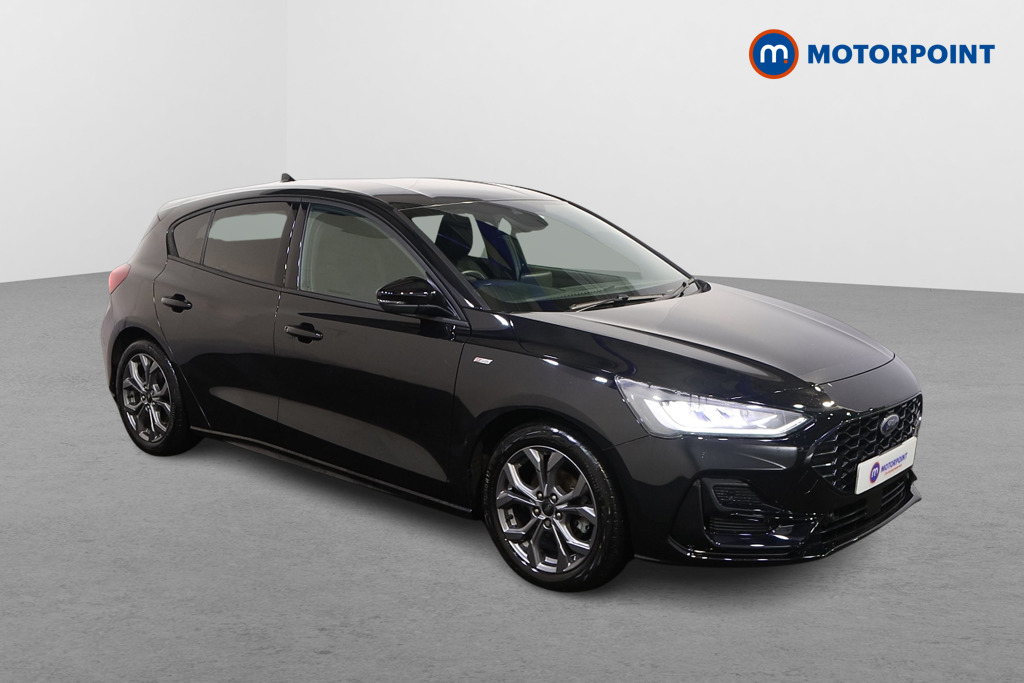 Ford Focus St-Line Style Manual Petrol Hatchback - Stock Number (1597572) - Drivers side front corner