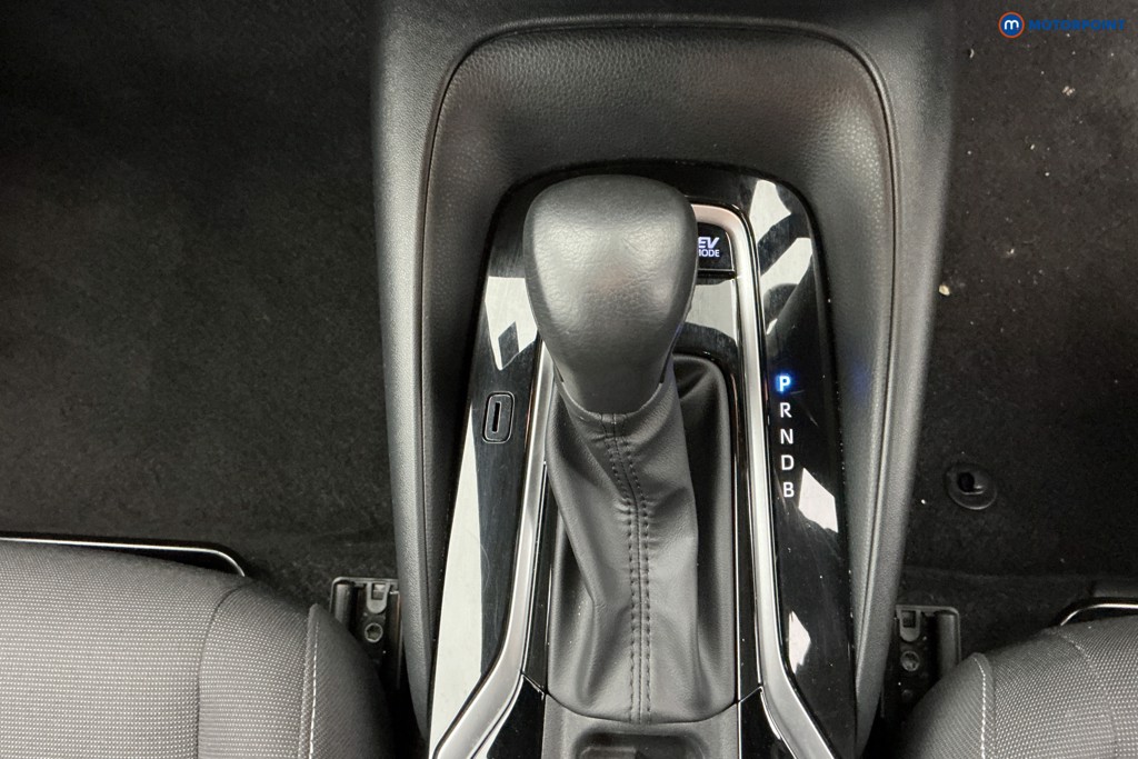 Toyota Corolla Icon Automatic Petrol-Electric Hybrid Estate - Stock Number (1598458) - 18th supplementary image