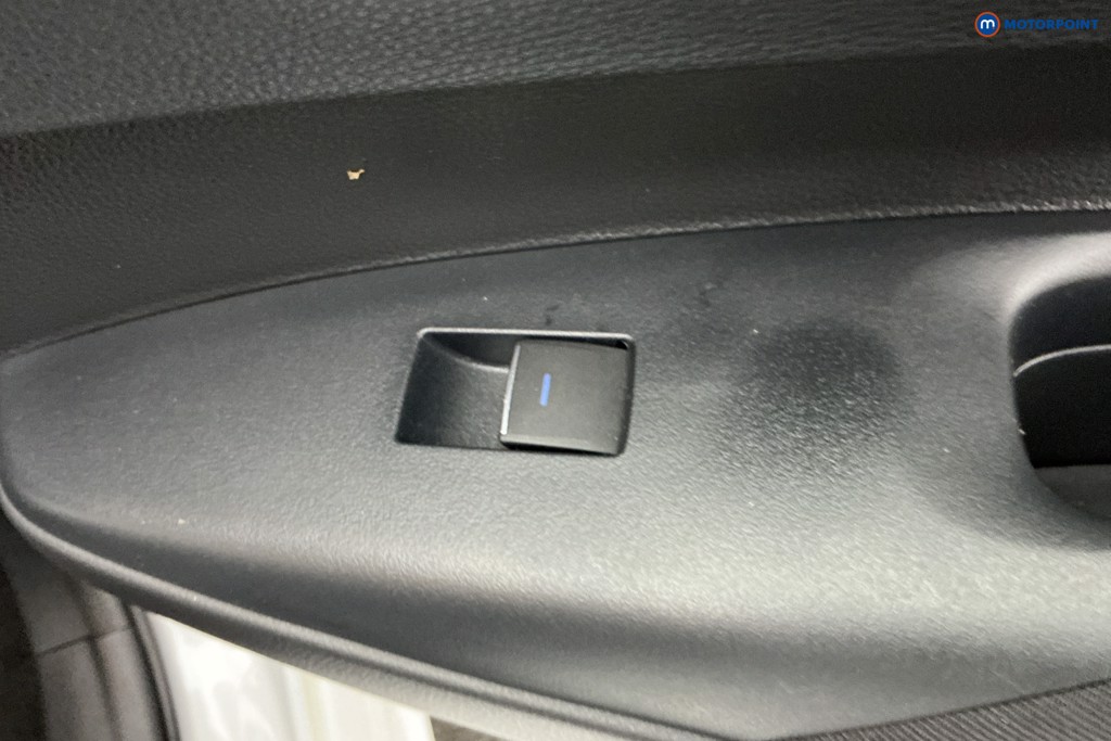 Toyota Corolla Icon Automatic Petrol-Electric Hybrid Estate - Stock Number (1598458) - 28th supplementary image