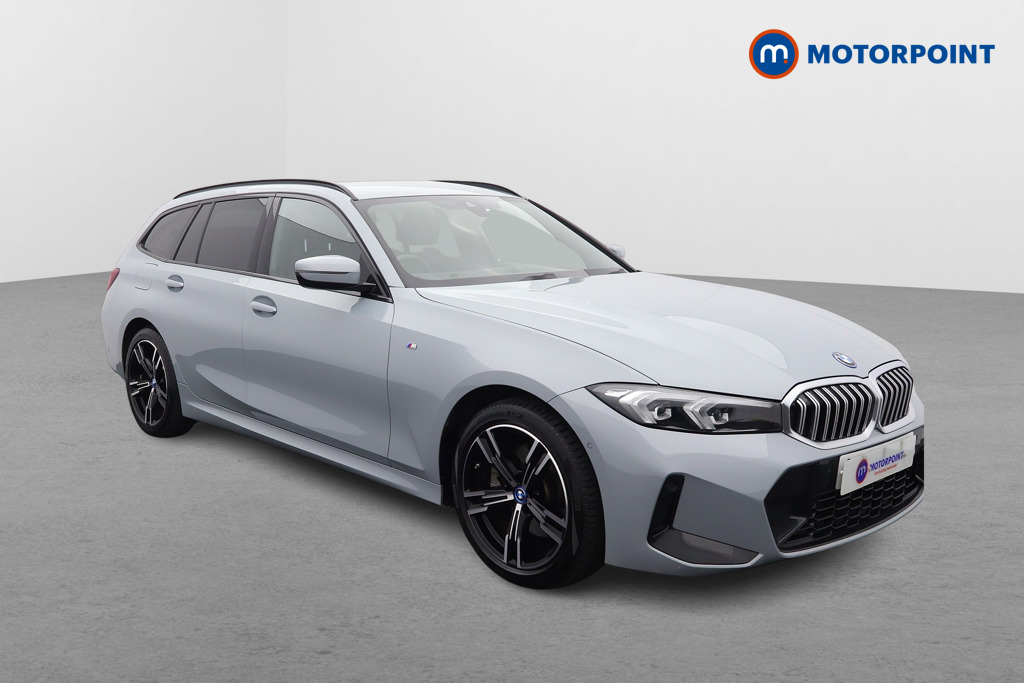 BMW 3 Series M Sport Automatic Petrol Plug-In Hybrid Estate - Stock Number (1598789) - Drivers side front corner