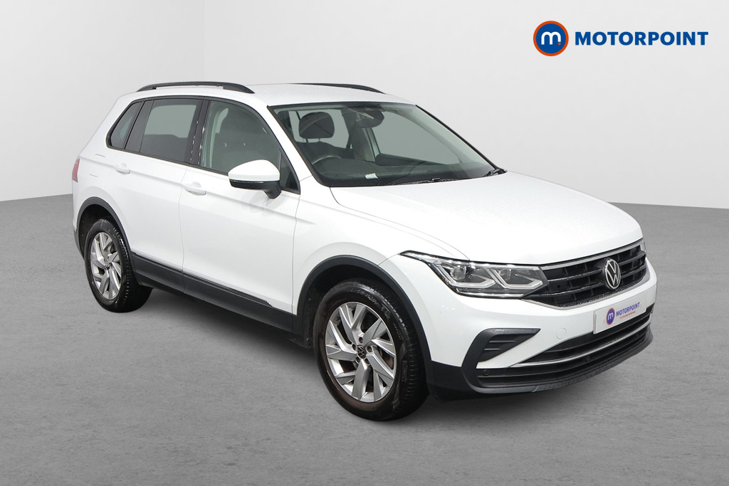 Volkswagen Tiguan Life Automatic Petrol Plug-In Hybrid SUV - Stock Number (1598936) - Drivers side front corner