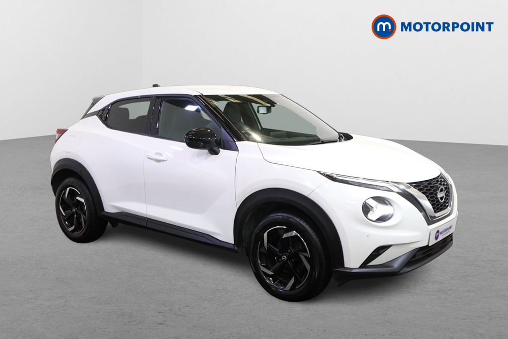 Nissan Juke N-Connecta Automatic Petrol SUV - Stock Number (1599453) - Drivers side front corner