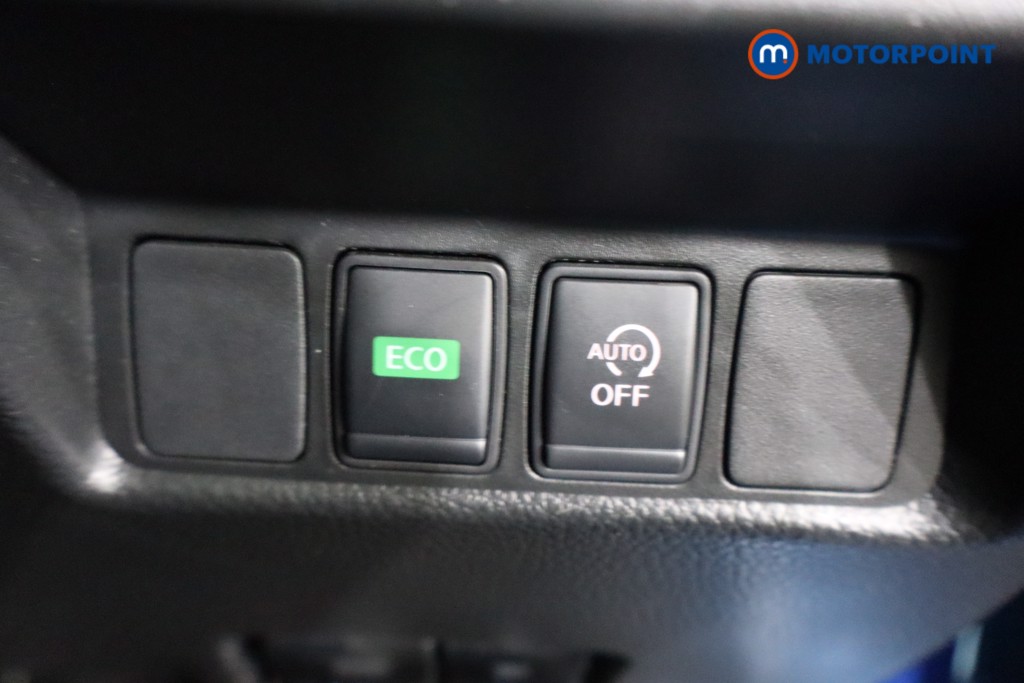 Nissan Qashqai Acenta Premium Automatic Petrol SUV - Stock Number (1600160) - 8th supplementary image