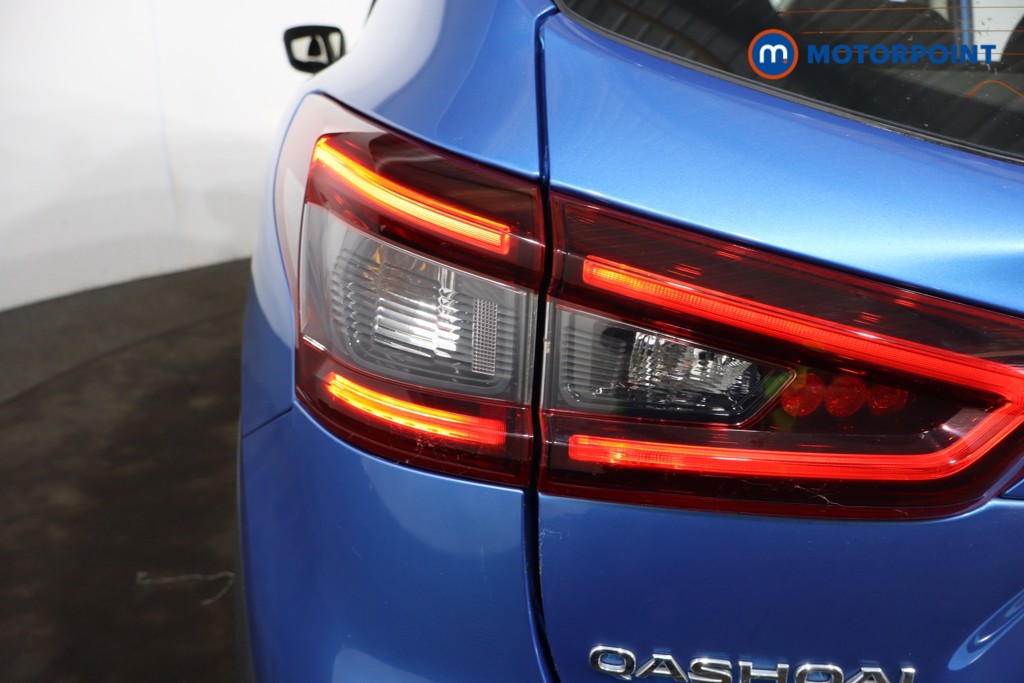 Nissan Qashqai Acenta Premium Automatic Petrol SUV - Stock Number (1600160) - 21st supplementary image