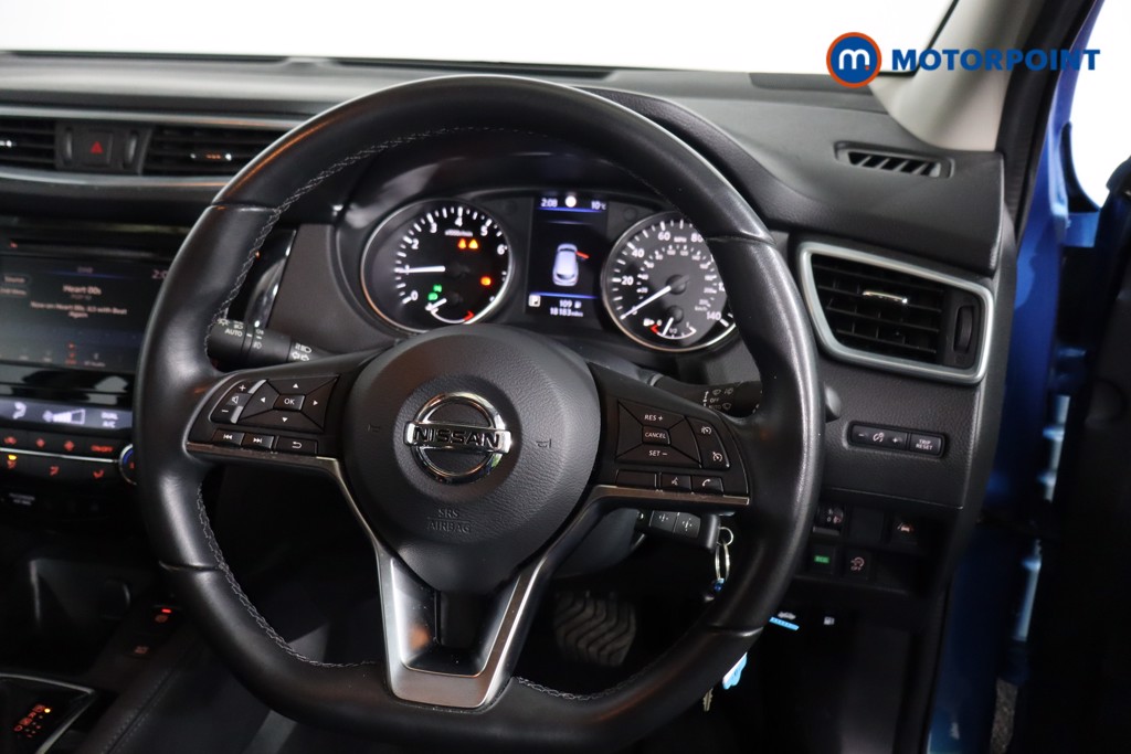 Nissan Qashqai Acenta Premium Automatic Petrol SUV - Stock Number (1600160) - 1st supplementary image