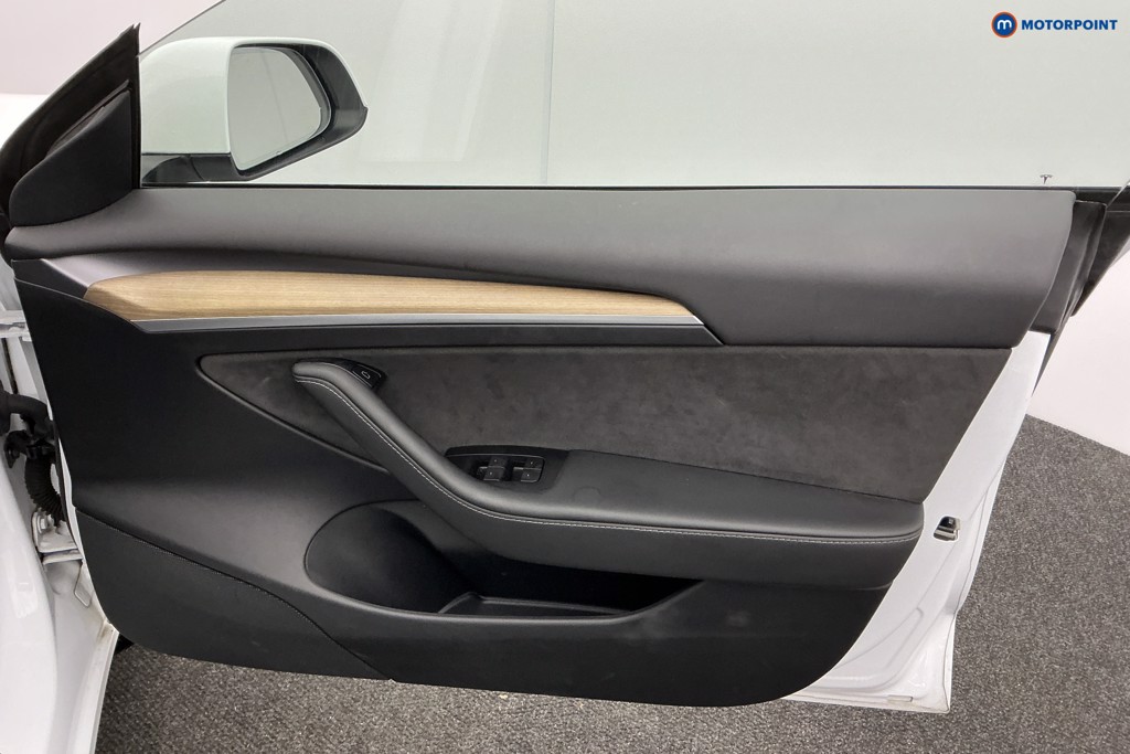 Tesla Model 3 Standard Plus Automatic Electric Saloon - Stock Number (1601188) - 20th supplementary image