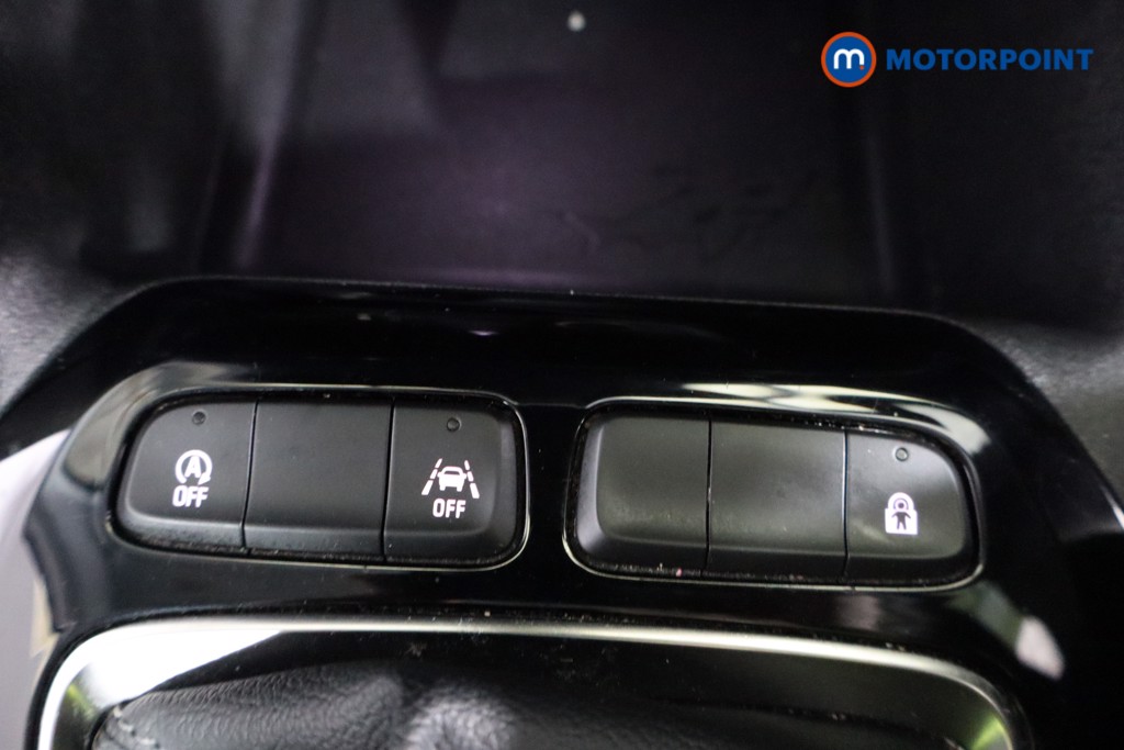 Vauxhall Corsa SE Manual Petrol Hatchback - Stock Number (1601469) - 9th supplementary image