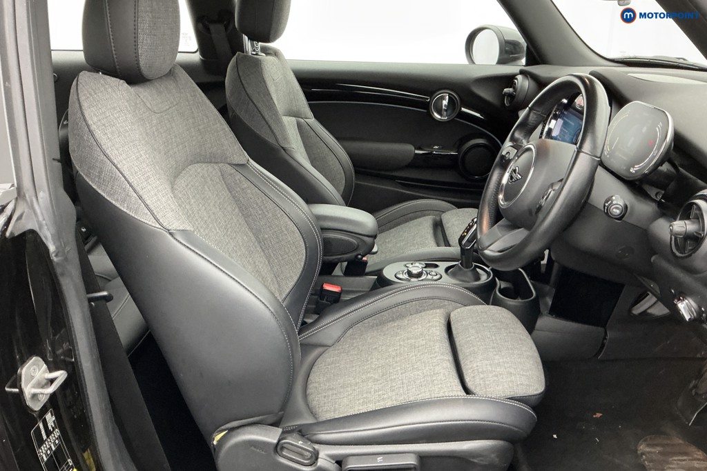 Mini Hatchback Cooper S Level 2 Automatic Electric Hatchback - Stock Number (1603083) - 6th supplementary image