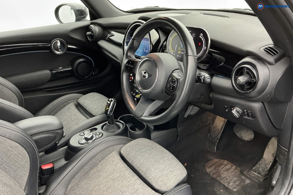 Mini Hatchback Cooper S Level 2 Automatic Electric Hatchback - Stock Number (1603083) - 8th supplementary image