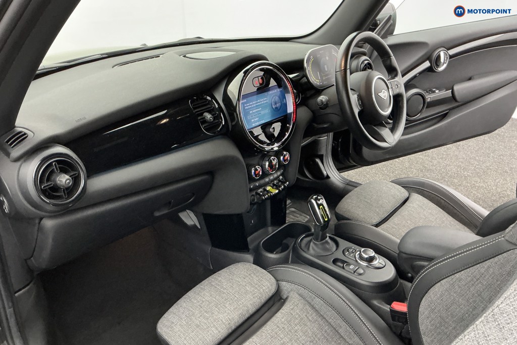 Mini Hatchback Cooper S Level 2 Automatic Electric Hatchback - Stock Number (1603083) - 9th supplementary image