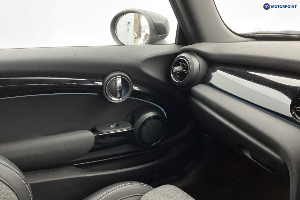 Mini Hatchback Cooper S Level 2 Automatic Electric Hatchback - Stock Number (1603083) - 18th supplementary image