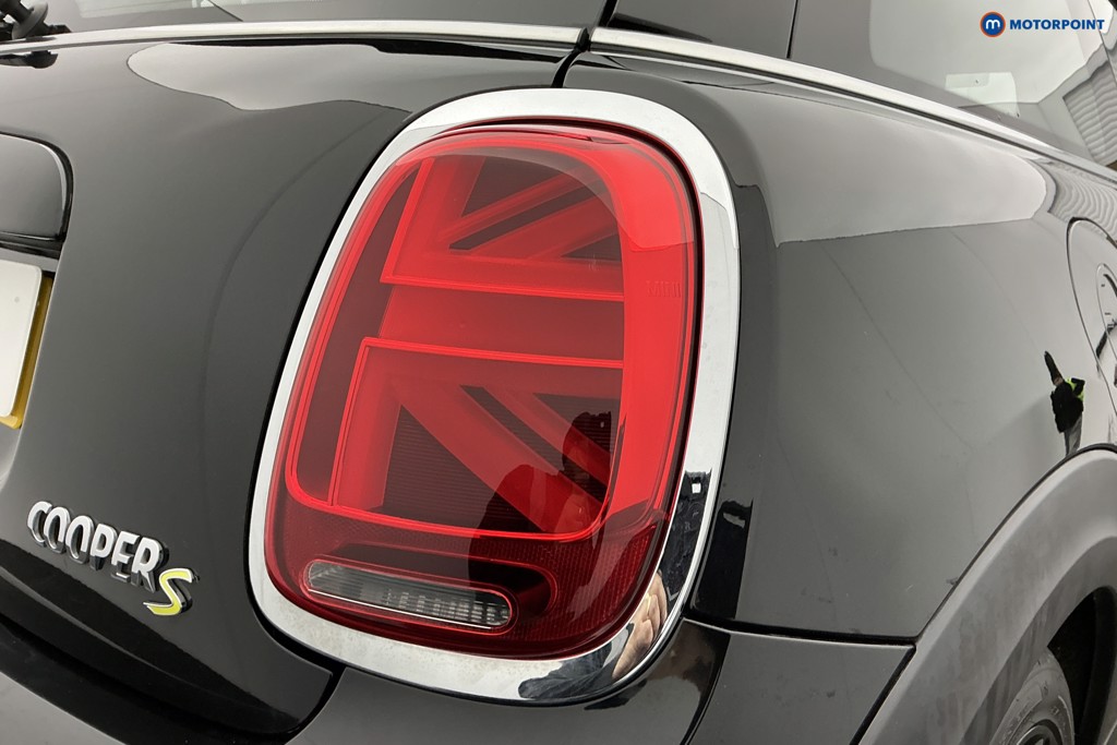 Mini Hatchback Cooper S Level 2 Automatic Electric Hatchback - Stock Number (1603083) - 30th supplementary image