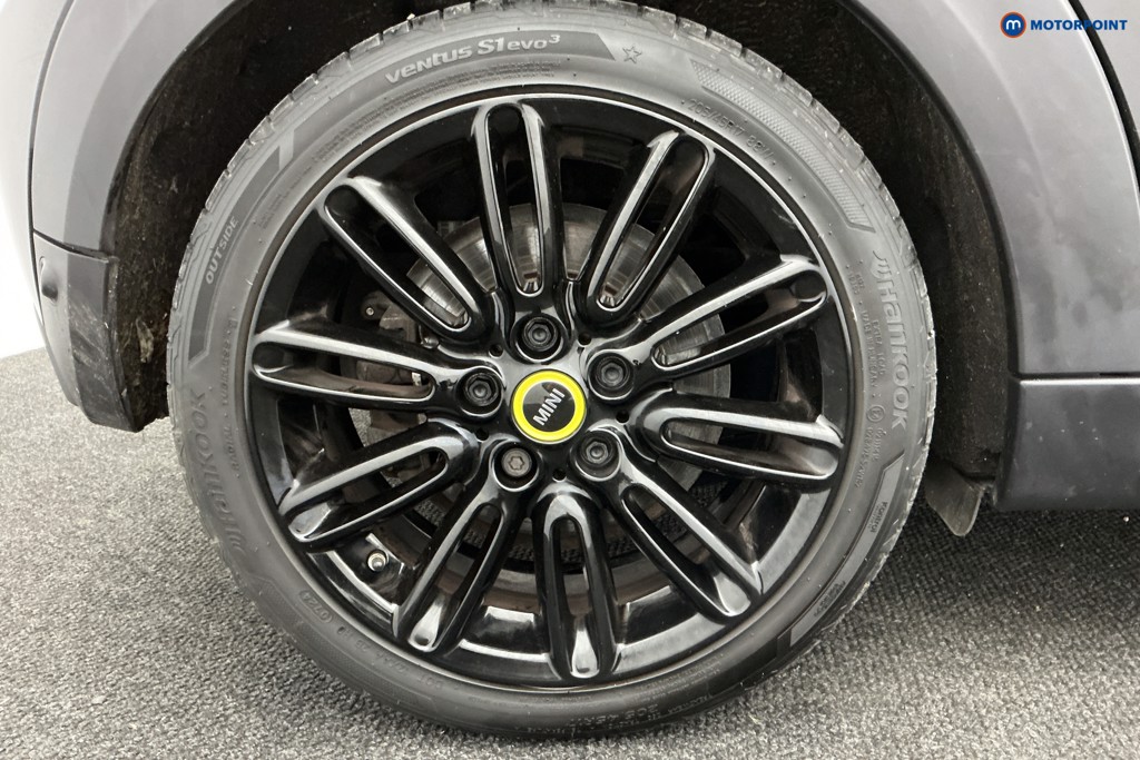 Mini Hatchback Cooper S Level 2 Automatic Electric Hatchback - Stock Number (1603083) - 35th supplementary image