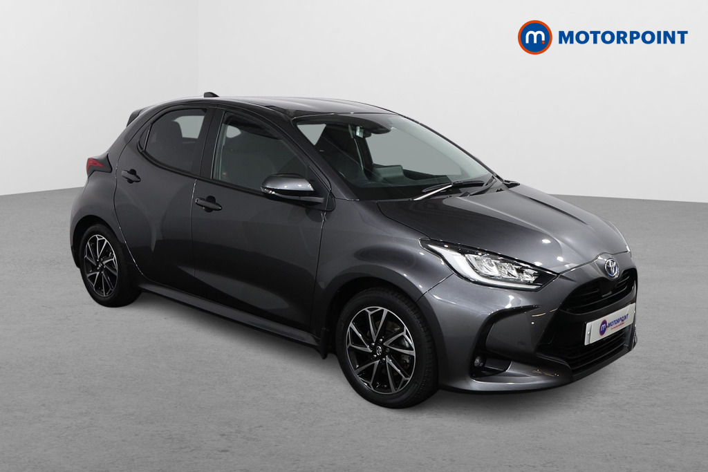 Toyota Yaris Design Automatic Petrol-Electric Hybrid Hatchback - Stock Number (1603341) - Drivers side front corner