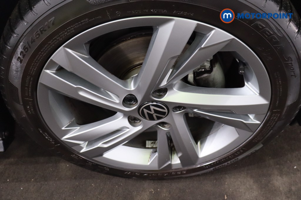 Volkswagen Golf R-Line Manual Petrol Hatchback - Stock Number (1604703) - 10th supplementary image