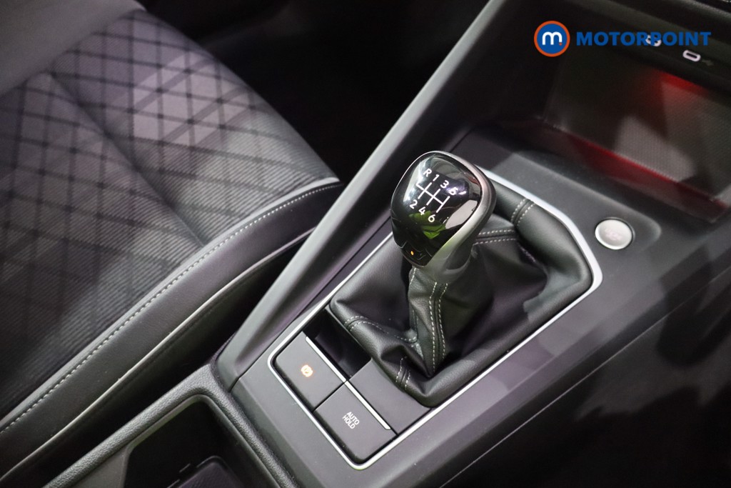 Volkswagen Golf R-Line Manual Petrol Hatchback - Stock Number (1604703) - 15th supplementary image