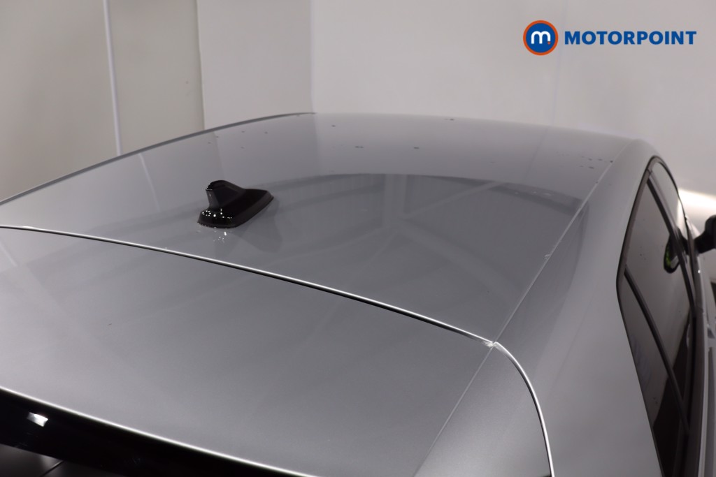 Volkswagen Golf R-Line Manual Petrol Hatchback - Stock Number (1604703) - 30th supplementary image