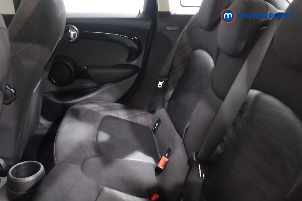 Mini Hatchback Cooper S Seven Manual Diesel Hatchback - Stock Number (1604732) - 5th supplementary image