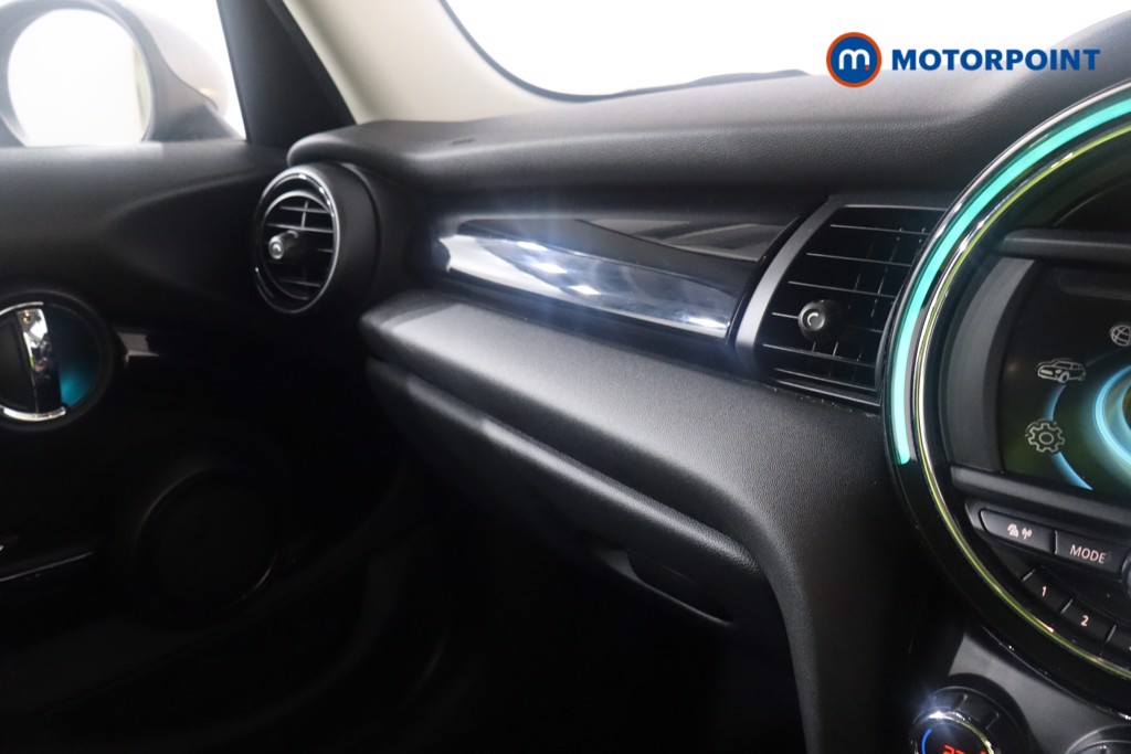 Mini Hatchback Cooper S Seven Manual Diesel Hatchback - Stock Number (1604732) - 17th supplementary image