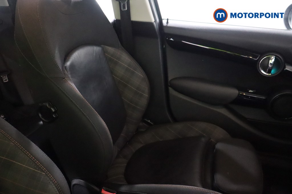 Mini Hatchback Cooper S Seven Manual Diesel Hatchback - Stock Number (1604732) - 20th supplementary image