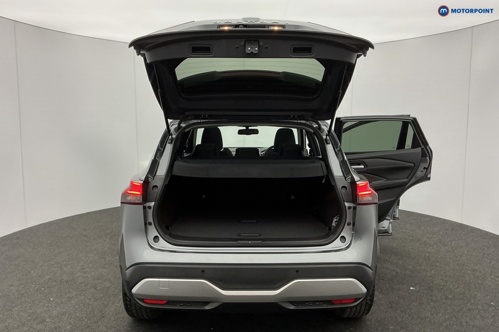 Nissan Qashqai N-Connecta Manual Petrol SUV - Stock Number (1604861) - 3rd supplementary image