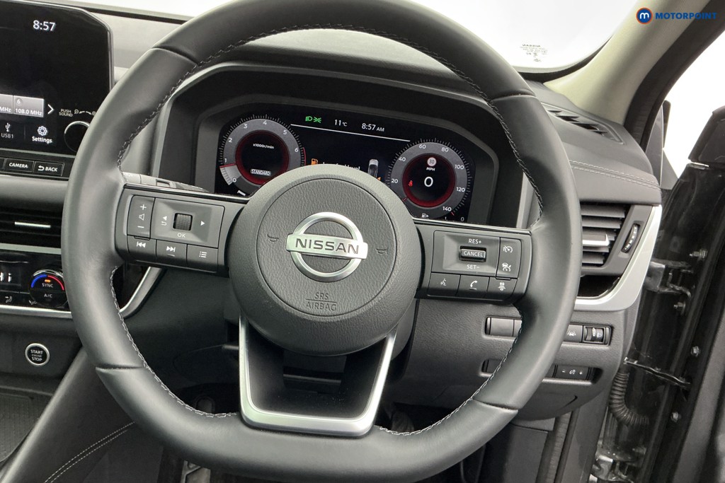 Nissan Qashqai N-Connecta Manual Petrol SUV - Stock Number (1604861) - 7th supplementary image