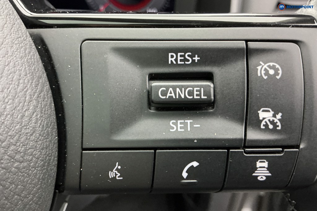 Nissan Qashqai N-Connecta Manual Petrol SUV - Stock Number (1604861) - 23rd supplementary image