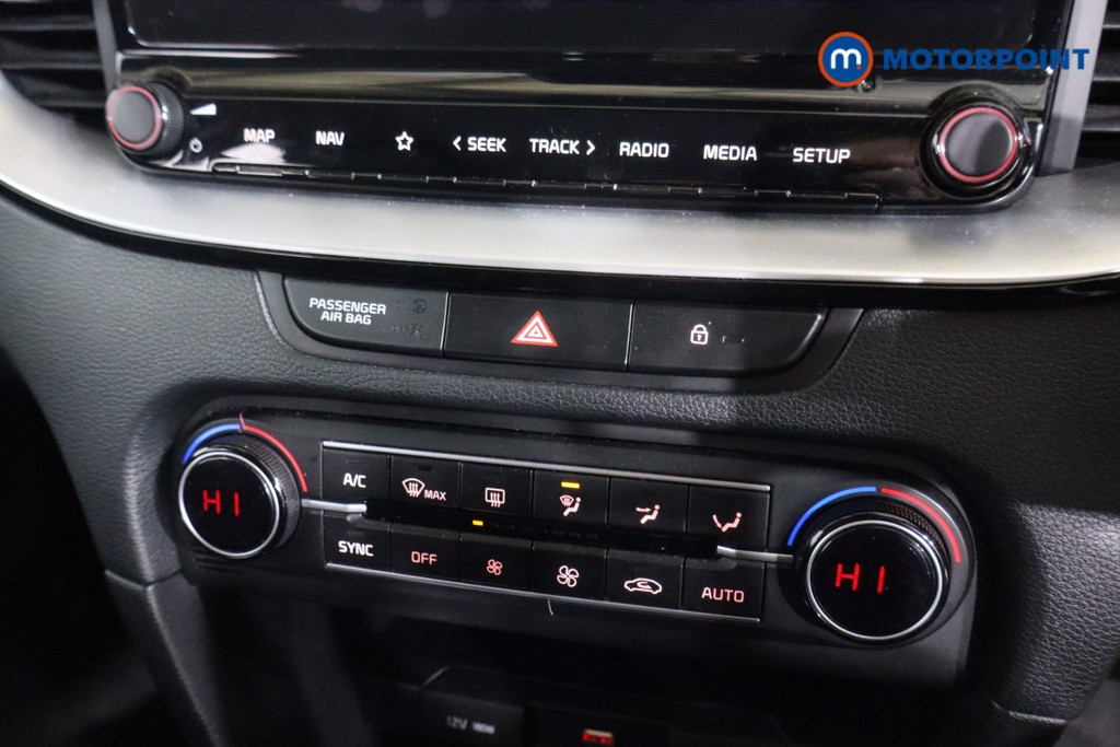 KIA Ceed 3 Manual Petrol Hatchback - Stock Number (1600002) - 10th supplementary image