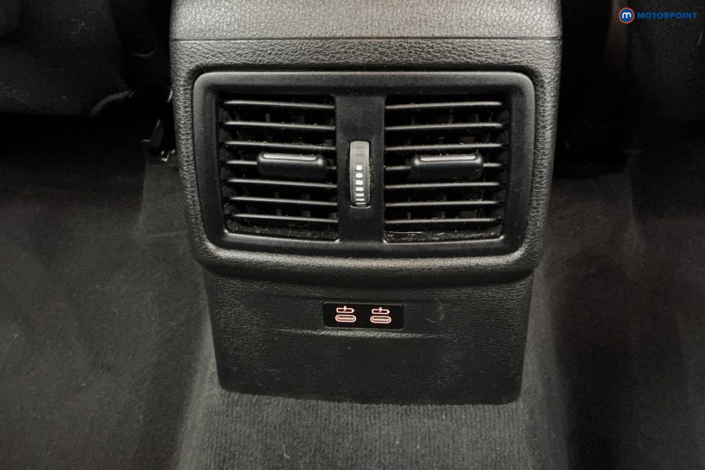 BMW X1 SE Manual Petrol SUV - Stock Number (1600269) - 14th supplementary image