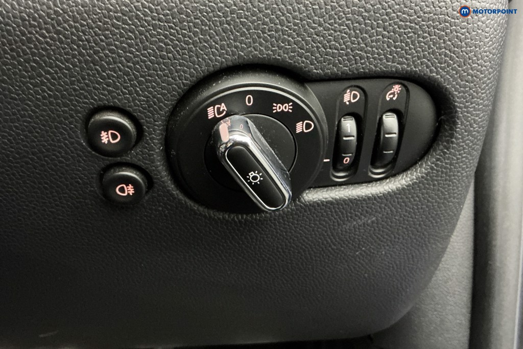 Mini Convertible Cooper Sport Manual Petrol Convertible - Stock Number (1603335) - 20th supplementary image